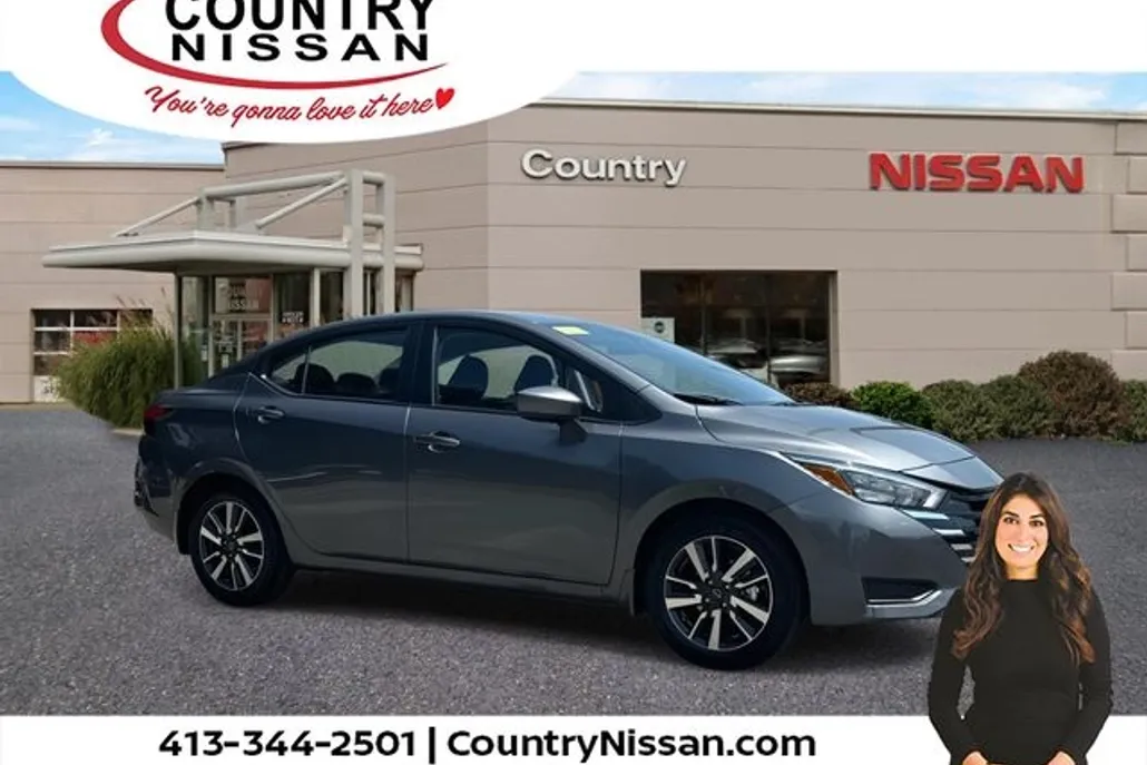 2025 Nissan Versa SV photo 1