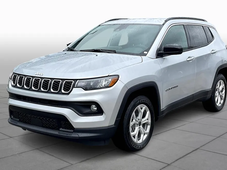 2025 Jeep Compass Latitude photo 1