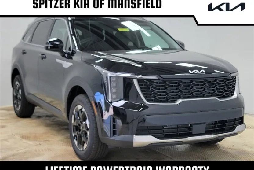 2025 Kia Sorento S photo 1