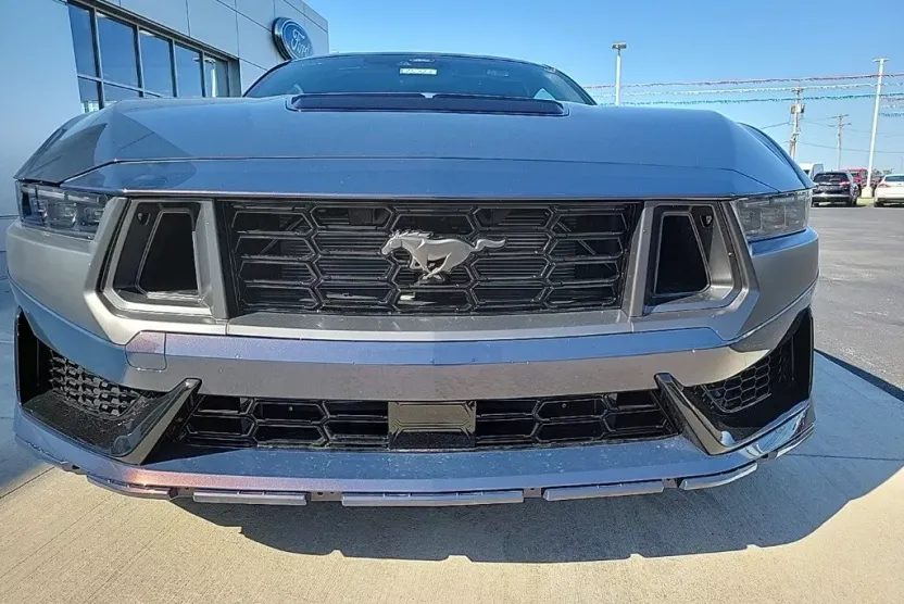 2025 Ford Mustang Dark Horse Premium photo 1