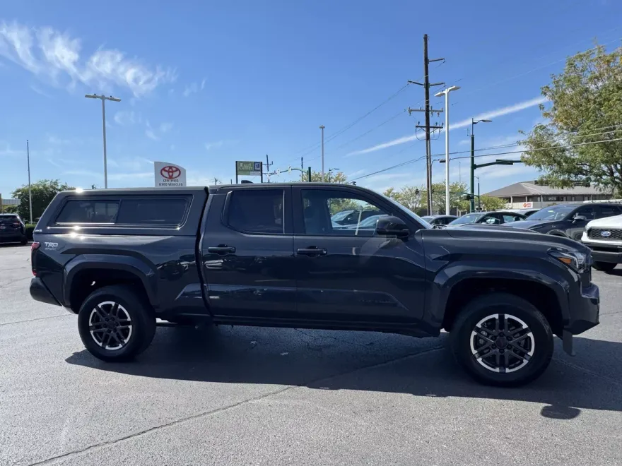 2024 Toyota Tacoma Double Cab photo 1