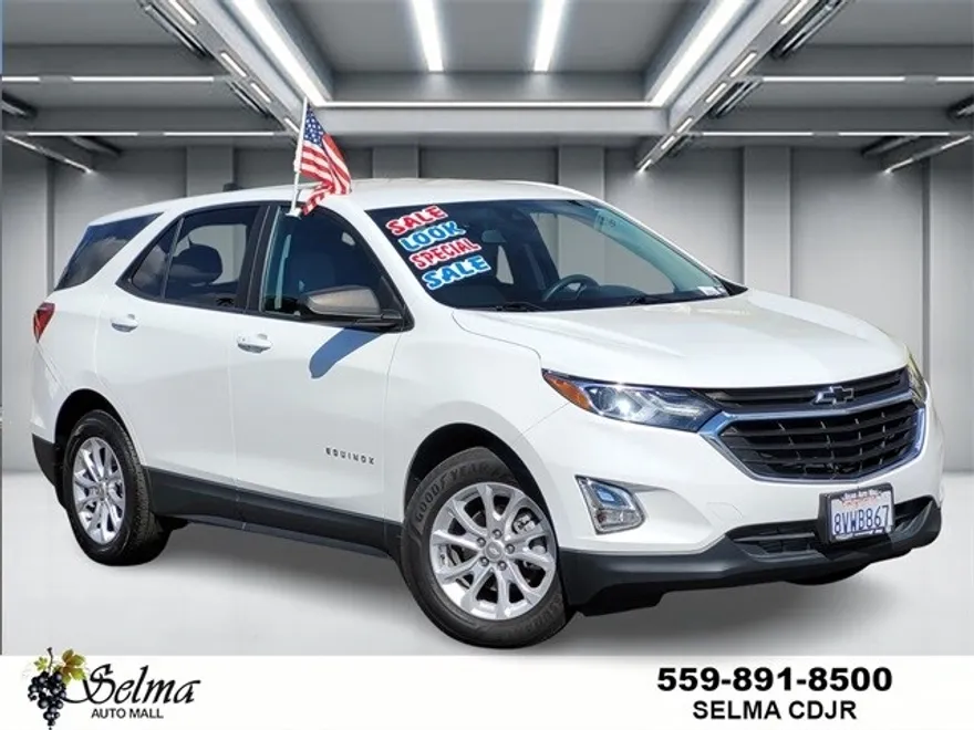 2021 Chevrolet Equinox LS photo 1