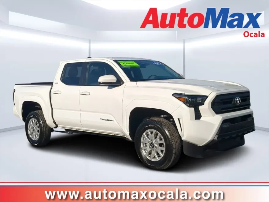 2024 Toyota Tacoma SR5 photo 1