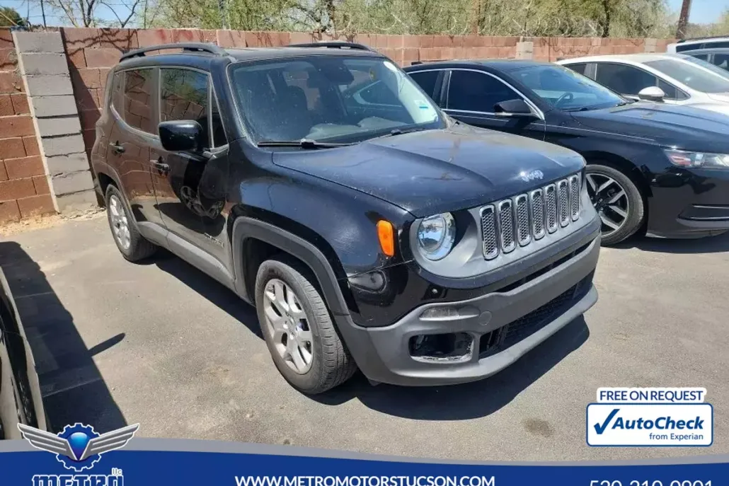 2017 Jeep Renegade Latitude North Edition photo 1