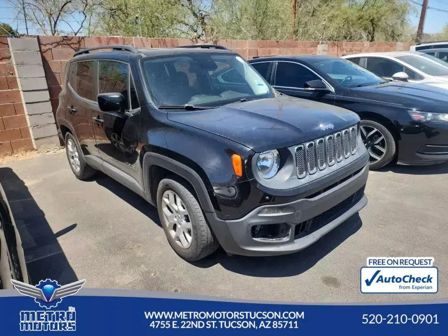 2017 Jeep Renegade Latitude North Edition photo 1