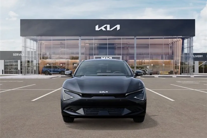 2025 Kia EV6 Light photo 1