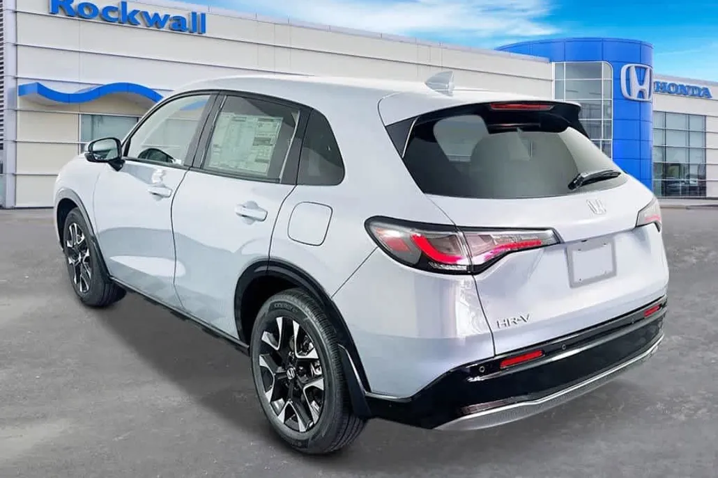 2026 Honda HR-V EX-L photo 1