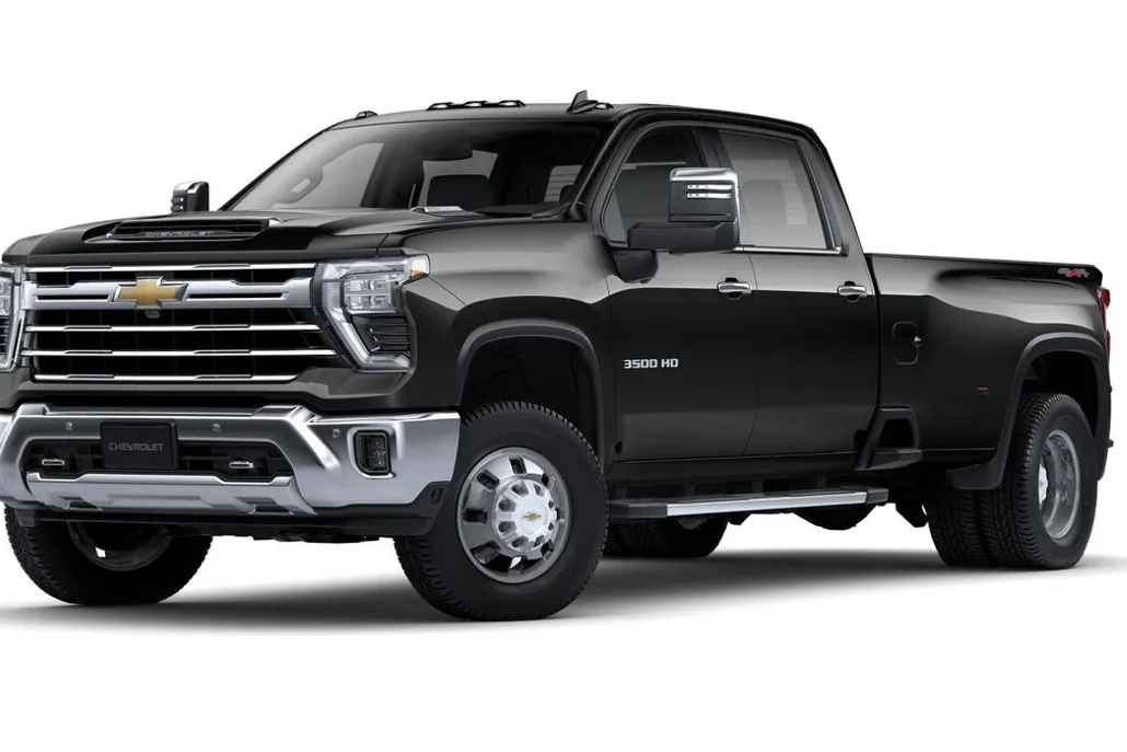 2025 Chevrolet Silverado 3500HD LTZ photo 1