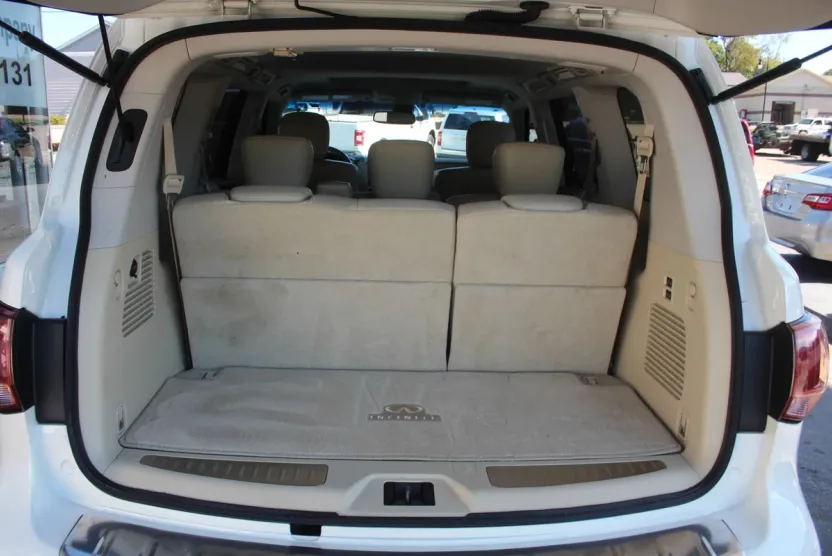 2016 Infiniti QX80 Base photo 1