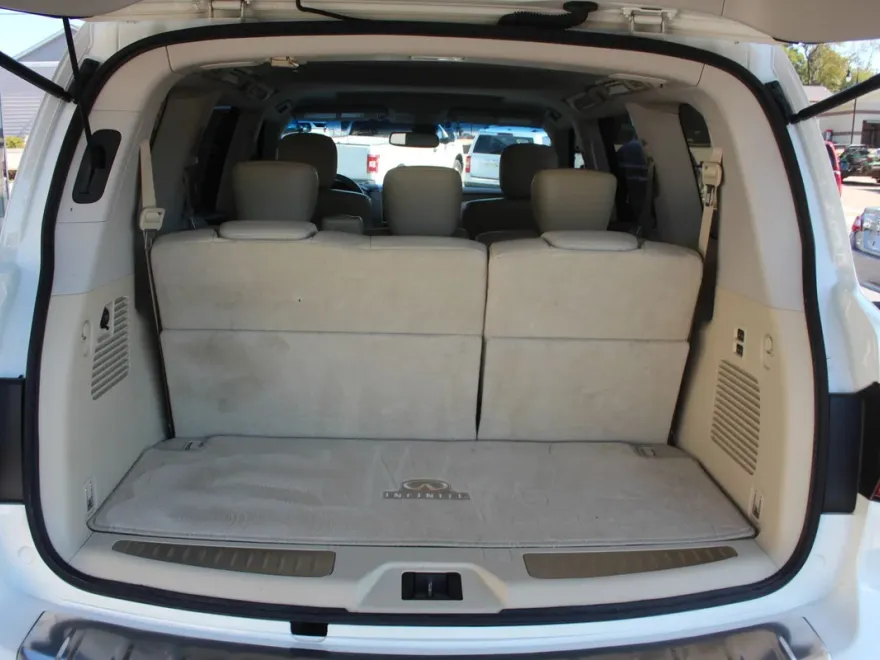 2016 Infiniti QX80 Base photo 1