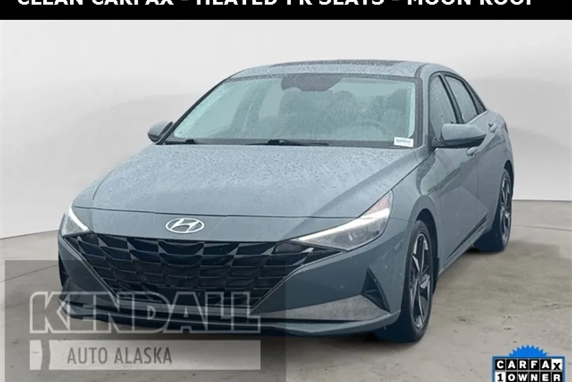 2022 Hyundai Elantra SEL photo 1