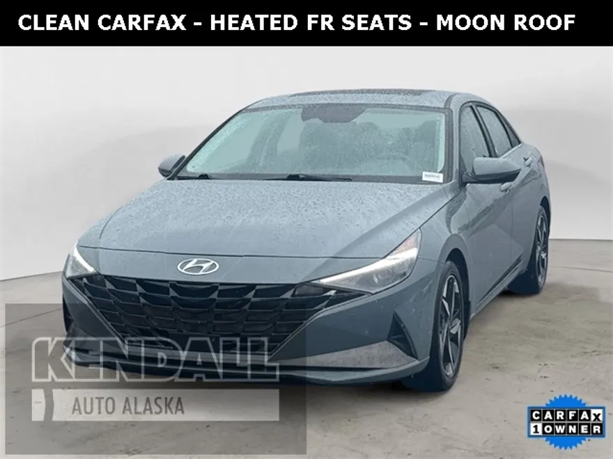 2022 Hyundai Elantra SEL photo 1
