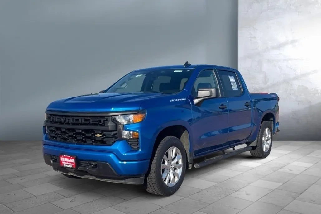 2024 Chevrolet Silverado 1500 Custom photo 1