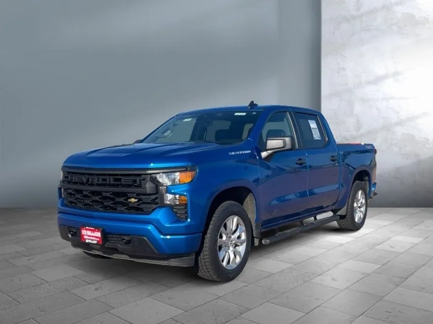 2024 Chevrolet Silverado 1500 Custom photo 1
