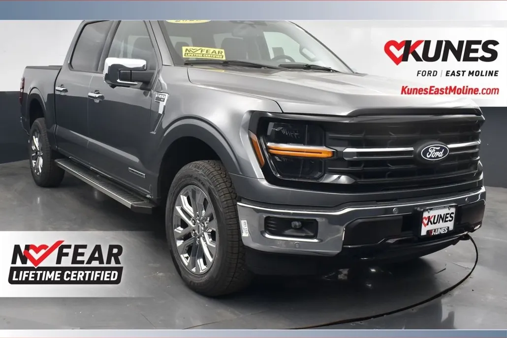 2025 Ford F-150 XLT photo 1