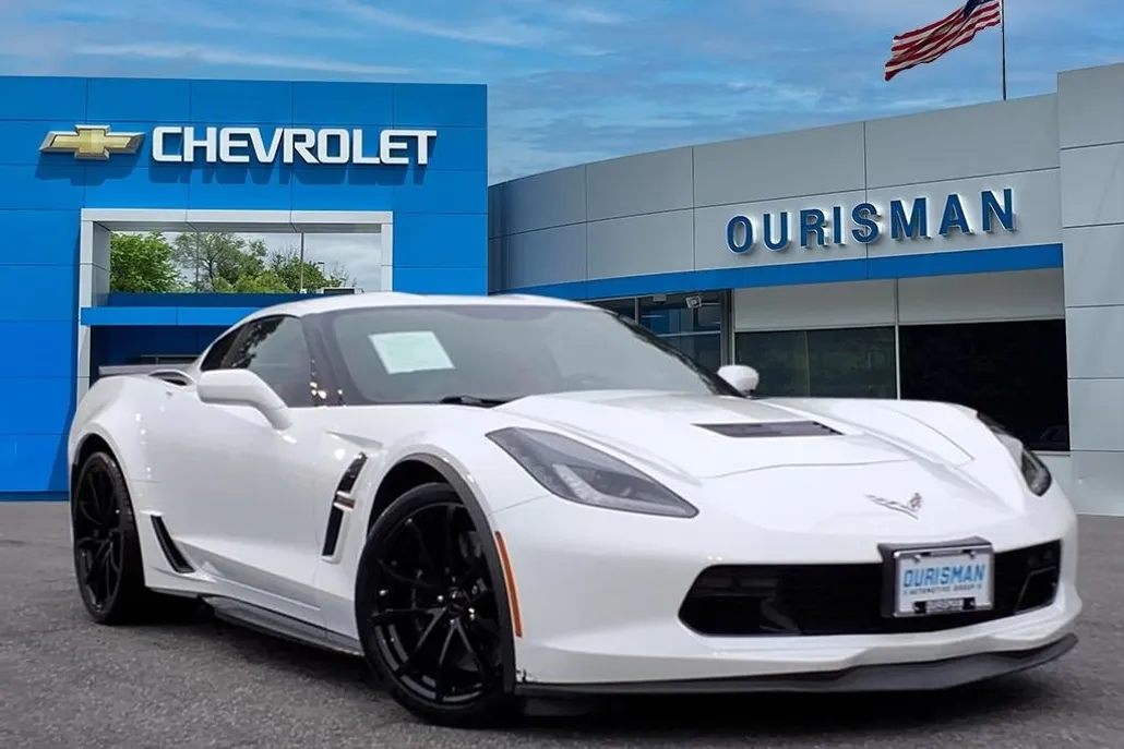 2019 Chevrolet Corvette Grand Sport 1LT photo 1
