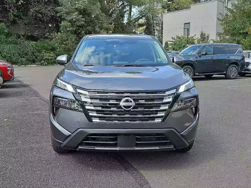 2026 Nissan Rogue AWD SV photo 1