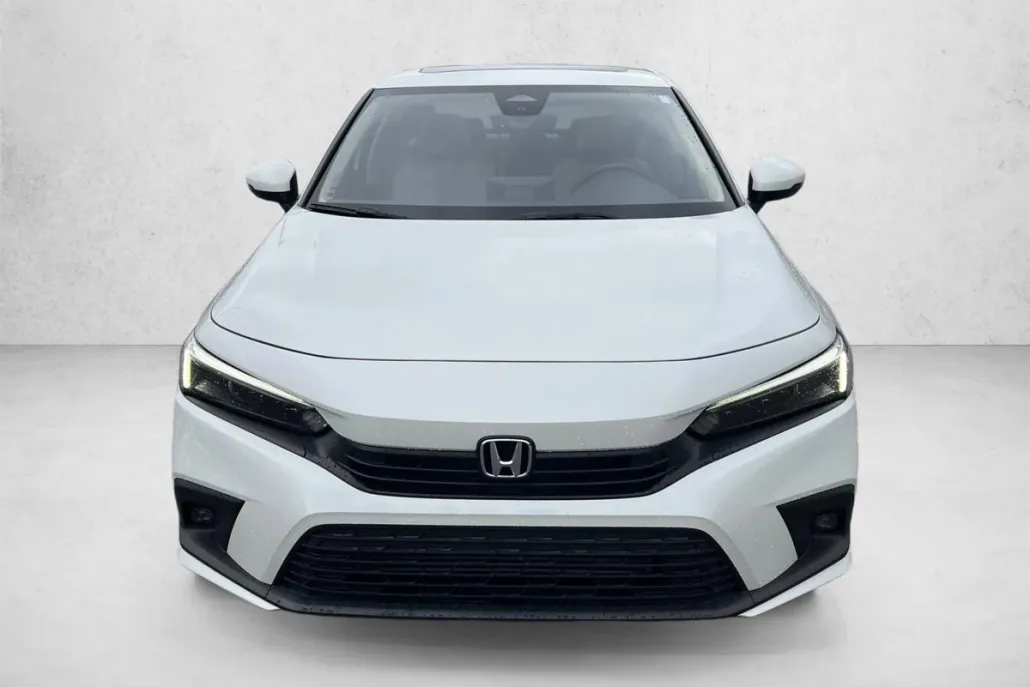 2022 Honda Civic Touring photo 1