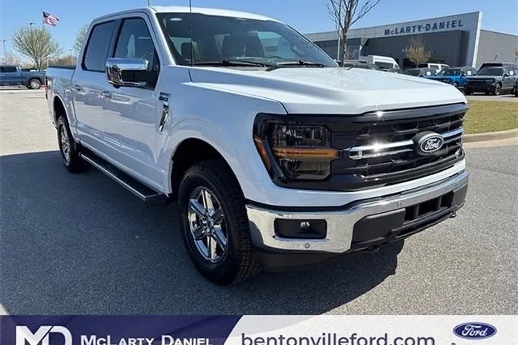 2025 Ford F-150 XLT photo 1