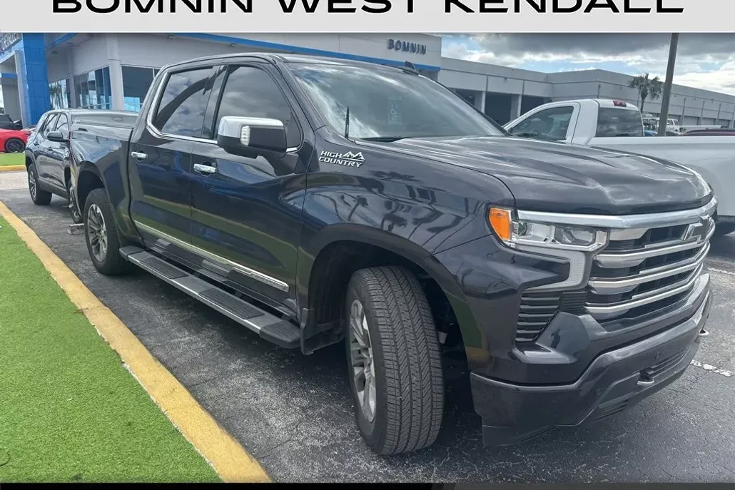 2023 Chevrolet Silverado 1500 High Country photo 1