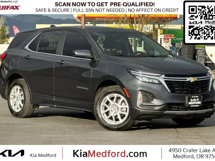 2023 Chevrolet Equinox LT photo 1