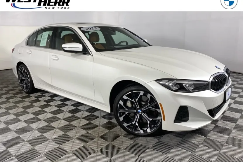 2025 Bmw 330i xDrive Sedan photo 1