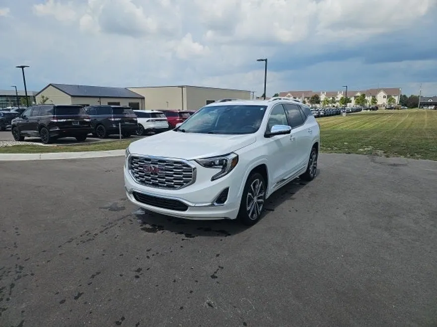 2020 Gmc Terrain Denali photo 1
