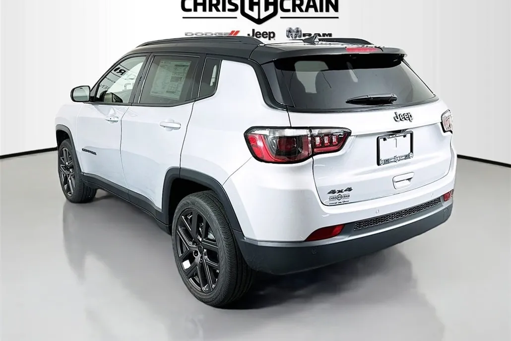2025 Jeep Compass Limited photo 1