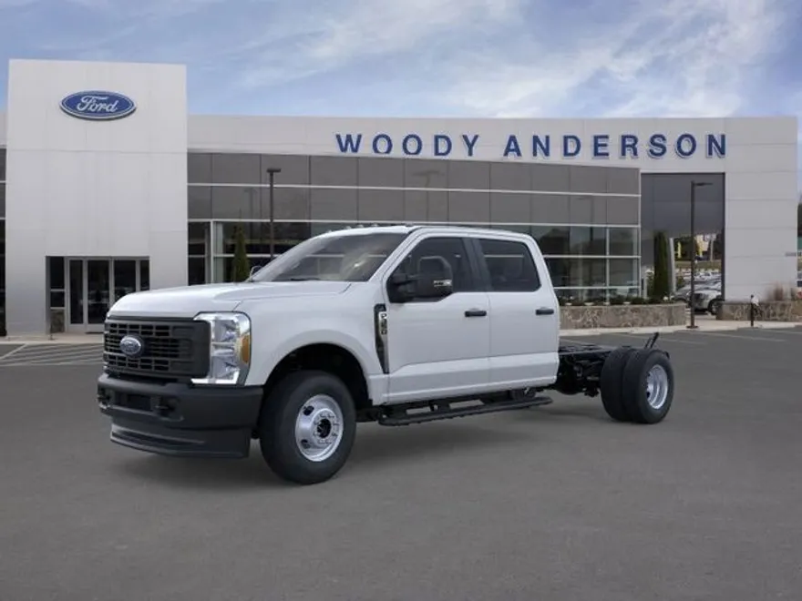 2026 Ford F-350 photo 1