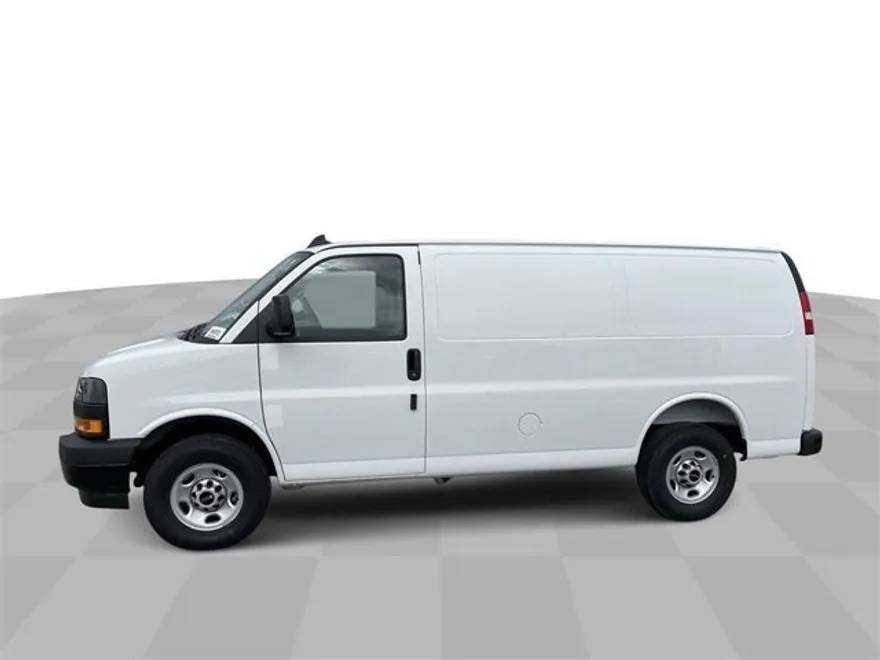 2024 Gmc Savana Cargo 2500 photo 1