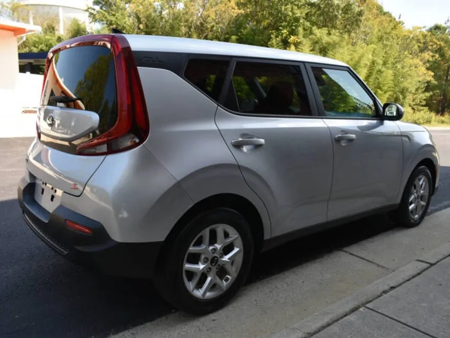2021 Kia Soul LX S X-Line photo 1
