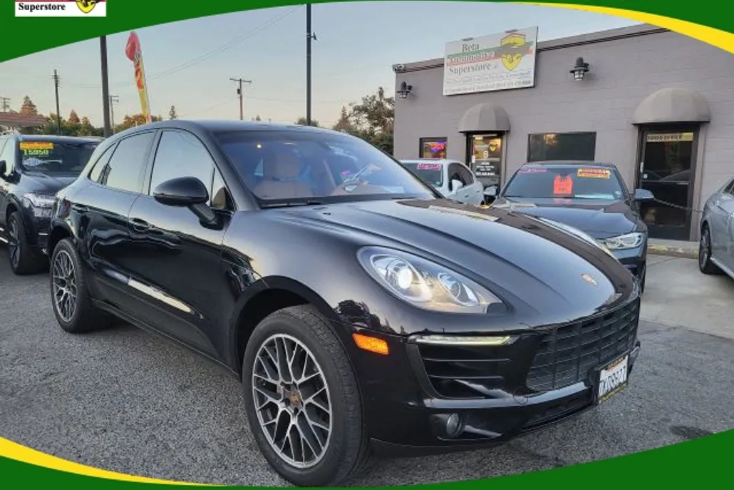 2015 Porsche Macan S photo 1