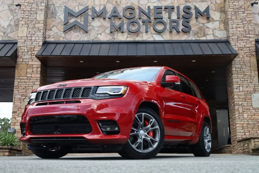 2018 Jeep Grand Cherokee SRT8 photo 1
