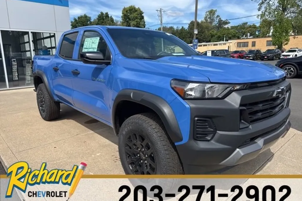 2026 Chevrolet Colorado Trail Boss photo 1