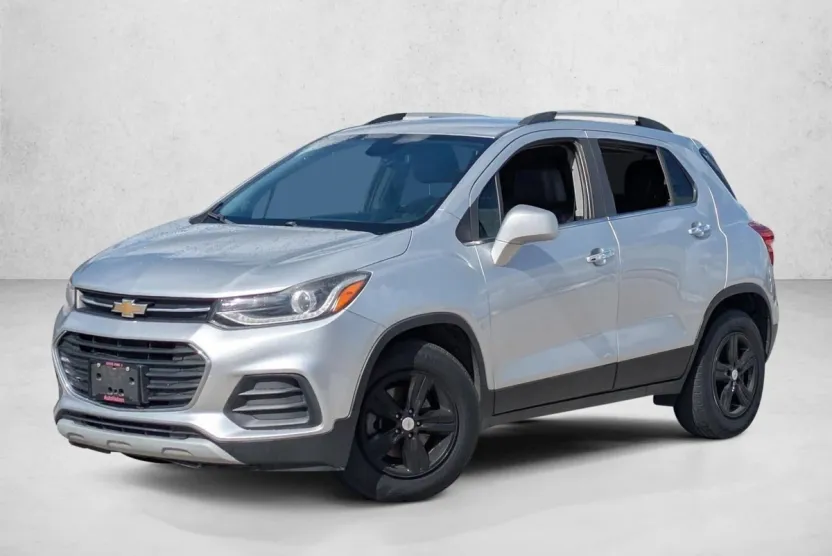 2018 Chevrolet Trax LT photo 1