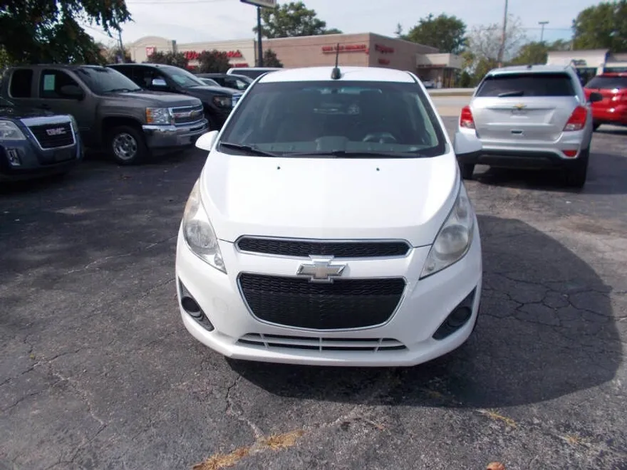2015 Chevrolet Spark 1LT photo 1