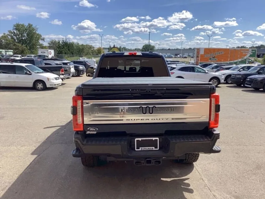 2024 Ford F-350 King Ranch photo 1