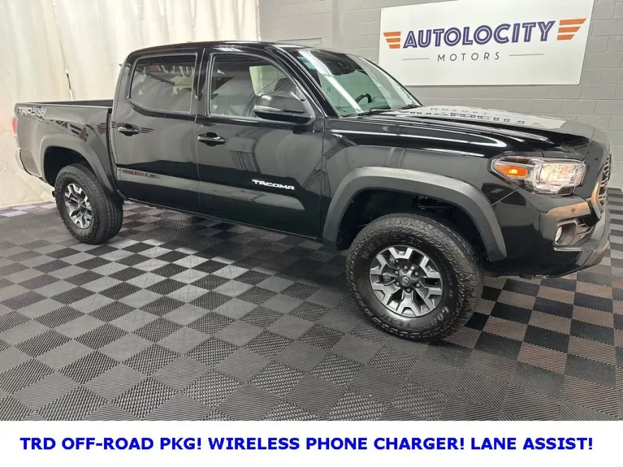 2022 Toyota Tacoma TRD Off-Road photo 1