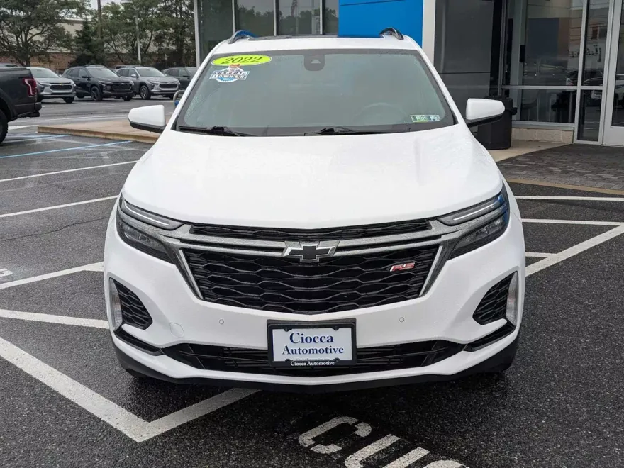 2022 Chevrolet Equinox RS photo 1