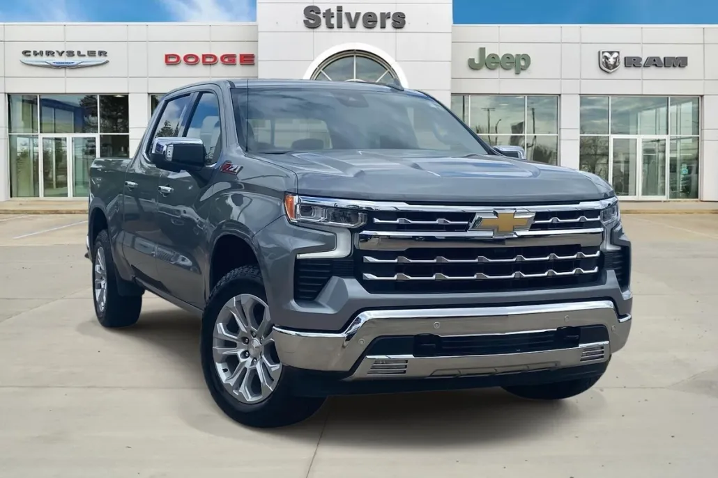 2025 Chevrolet Silverado 1500 LTZ photo 1