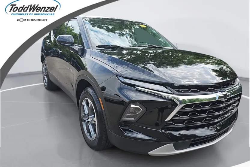 2023 Chevrolet Blazer 2LT photo 1