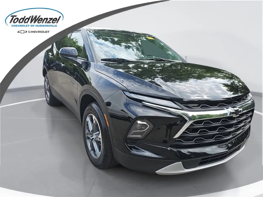 2023 Chevrolet Blazer 2LT photo 1