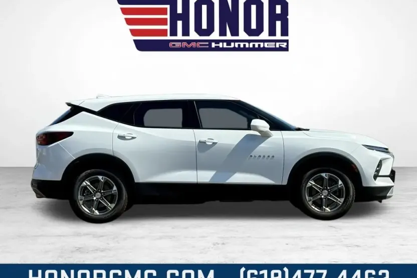 2023 Chevrolet Blazer 2LT photo 1
