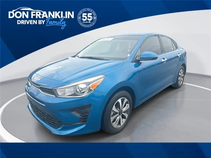 2023 Kia Rio S photo 1