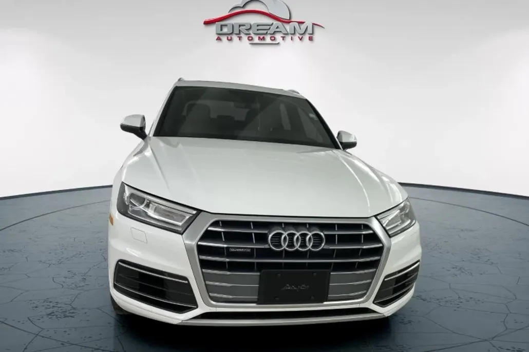 2019 Audi Q5 Premium photo 1