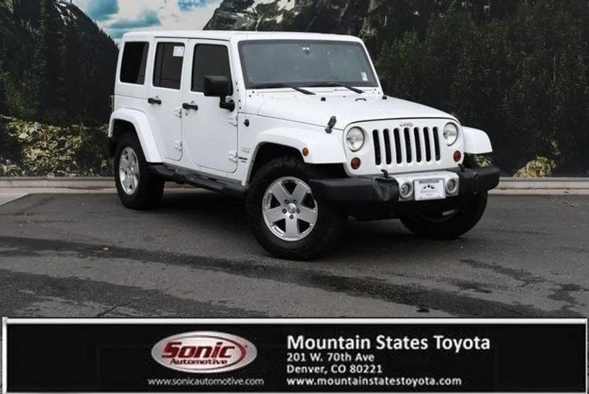 2012 Jeep Wrangler Unlimited Sahara photo 1