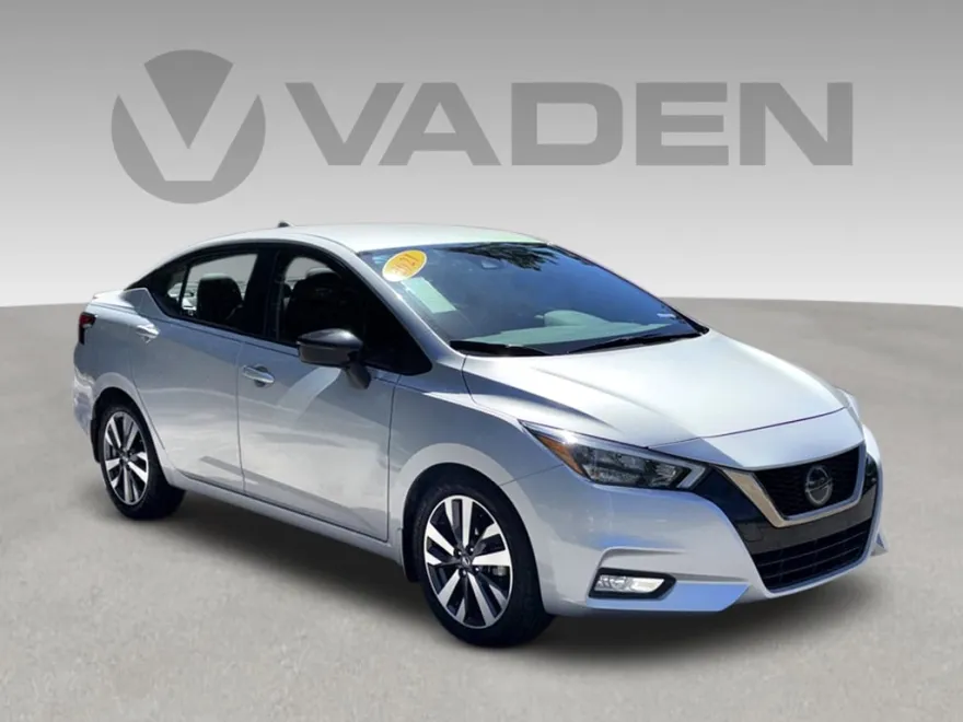 2020 Nissan Versa 1.6 SR photo 1