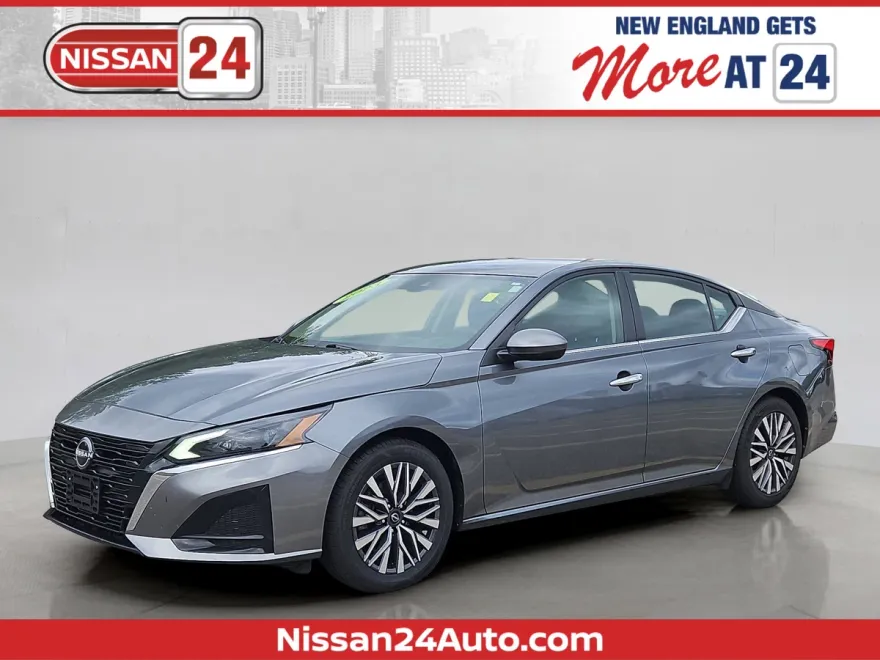 2023 Nissan Altima 2.5 SV photo 1