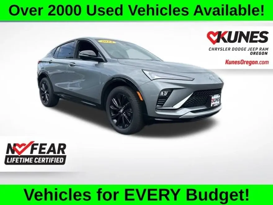 2024 Buick Envista ST photo 1