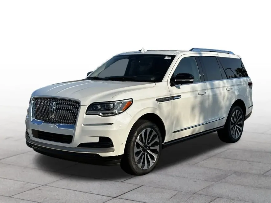 2024 Lincoln Navigator Reserve photo 1